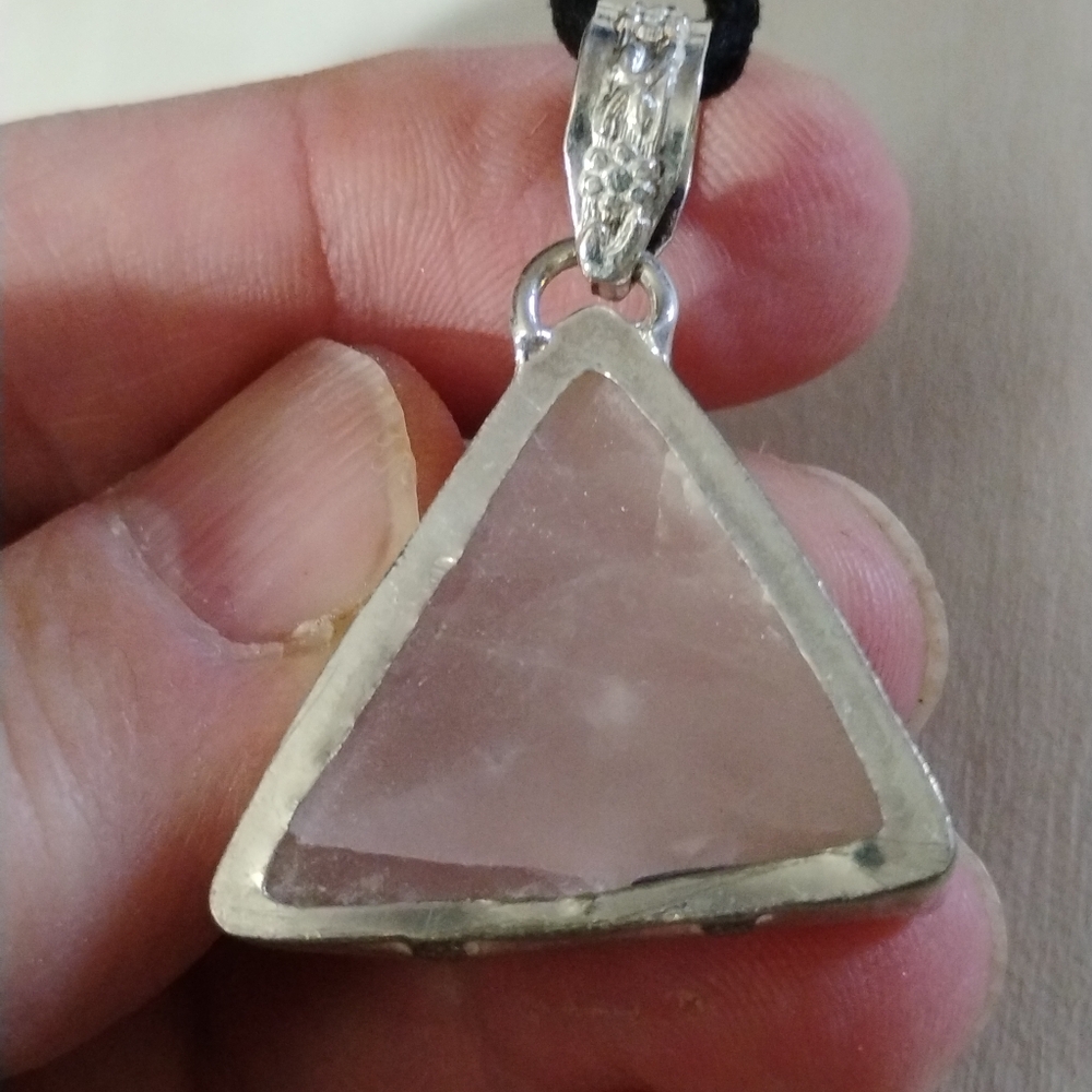 Triangle Rough Rose Quartz Pendant - Picture 4 of 5